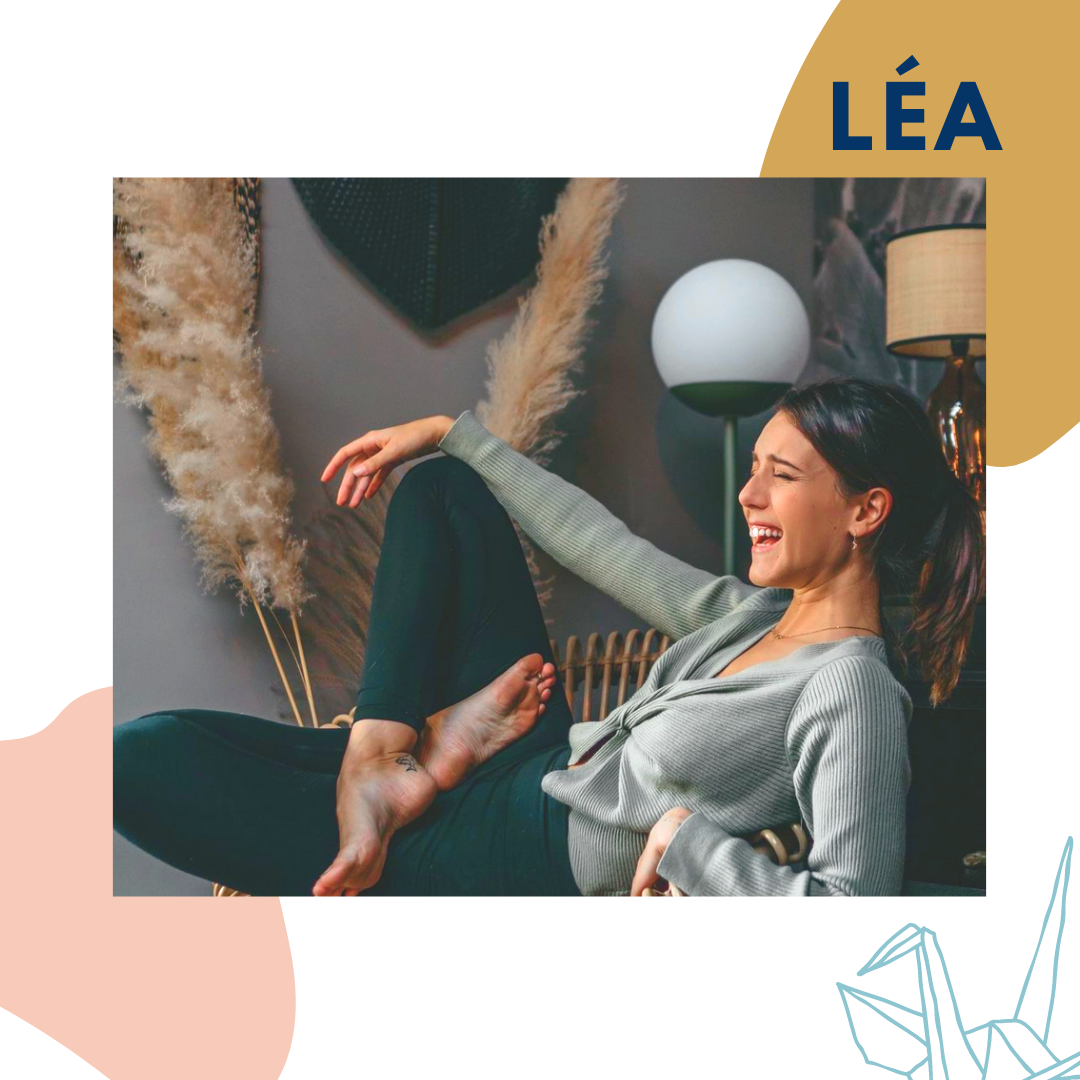 Léa enseignante de Vinyasa et Ashtanga yoga pour Yoga Flow